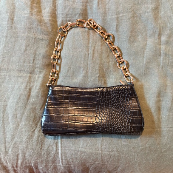 A new day | Black Snake Skin Bag with Gold Chain - Picture 1 of 5